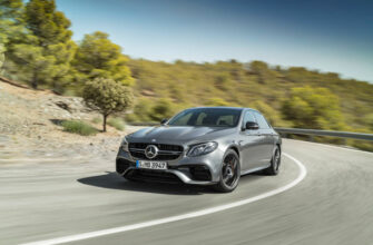 Mercedes-Benz - leader of premium segment in Europe. Photo: Daimler AG