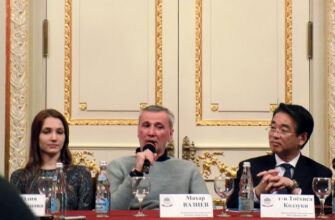 Julia Stepanova, Makhar Vaziev, Toyohisa Kozuki, Press-conference about Bolshoi Theater tour in Japan