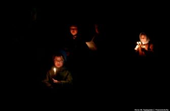 Religious procession in Orthodox Church. Photo: M. Tereschenko from Pravoslavie.ru