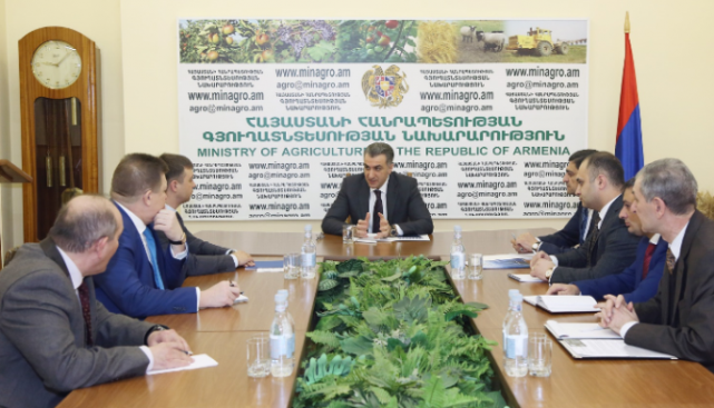 Armenia signs agreement on Russian agri mashines