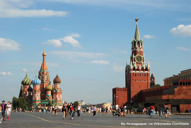 Москва, Кремль, Красная площадь Фото: By Alvesgaspar, via Wikimedia Commons
