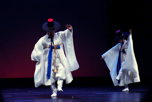 Корейский Танец журавлей