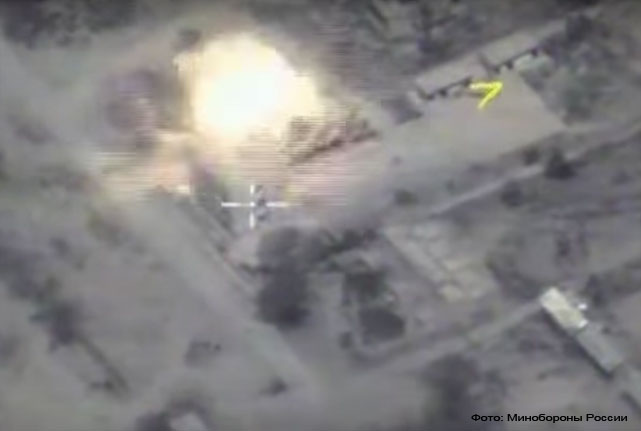 Удар крылатой ракетой Калибр по базе террористов в Сирии восточнее Пальмиры. Фото: Министерство обороны
