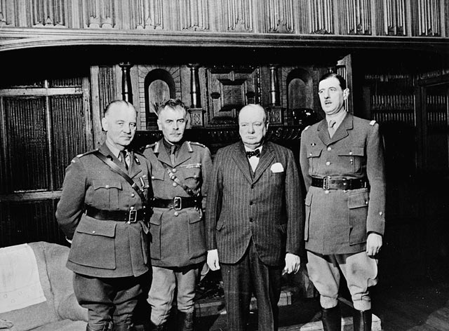 Sikorski, McNaughton, Churchill and de Gaulle. Photo: Wikipedia