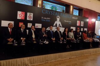 Crystal palace press-conference in Metropol hotel