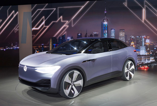 Компактный электрический кроссовер Volkswagen I.D. Crozz поступит в продажу в 2020 году.