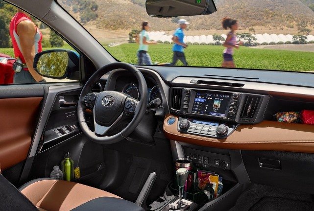 Автомобиль Toyota RAV4 вновь доступен с дизельным мотором