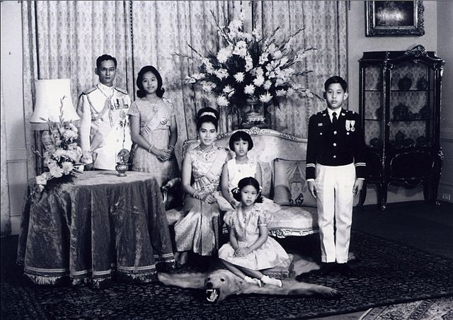 Королевская семья Таиланда в 1966 году