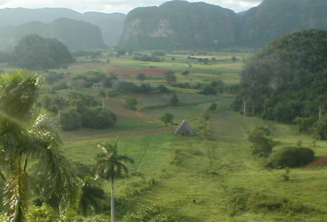 Долина Виньялес (Viñales Valley)