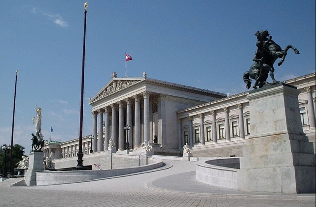 Здание Венского парламента