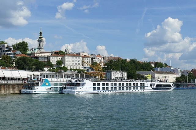 Основная достопримечательность для туристов в Сербии - Белград. Вид с Дуная