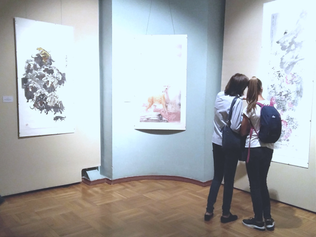 Музею Востока подарили три китайские картины