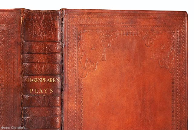 Переплёт 19-го века, которым обрамлён первый сборник Шекспира
