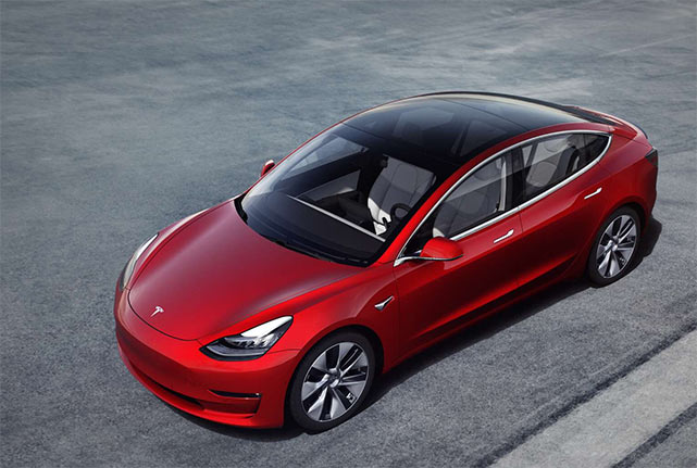 Электромобиль Tesla Model 3 в Китае стоит от $37'300 до $62'700 (запас хода 468-668 км)