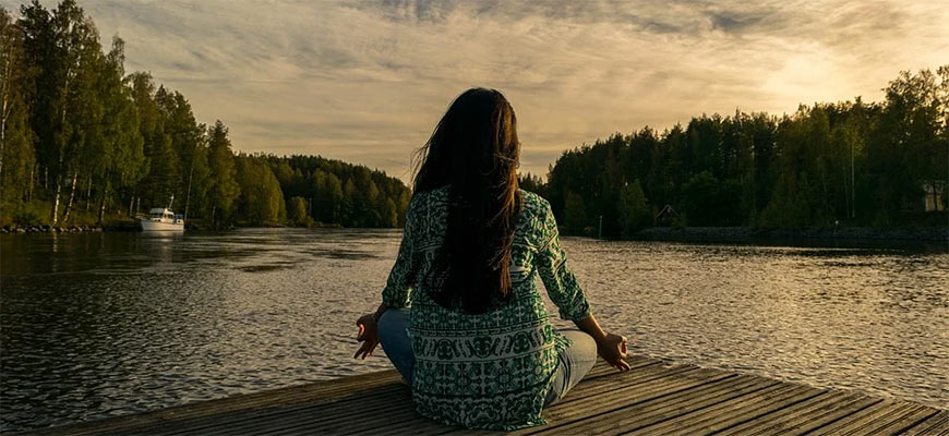 Чрезмерная медитация может вызывать панические атаки