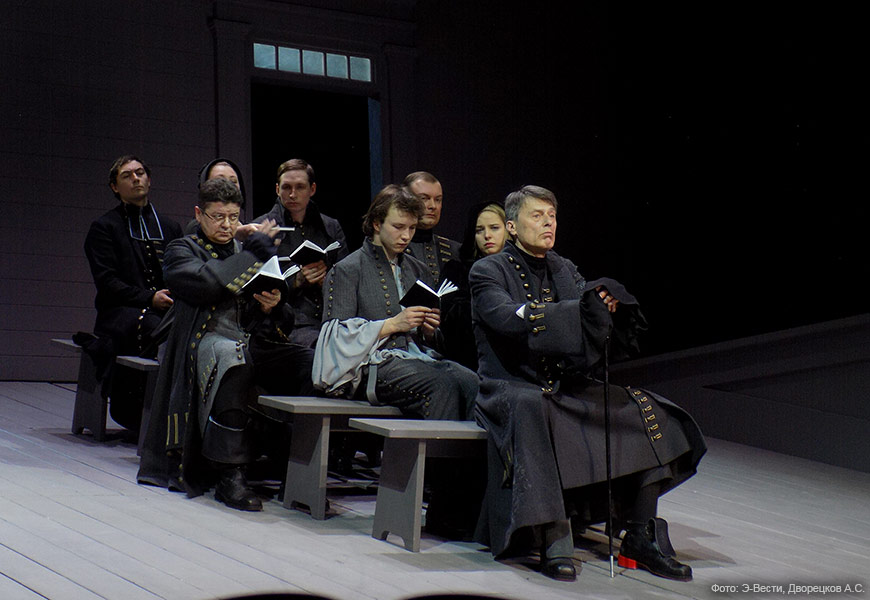 Премьера «Школы жён» в Театре Маяковского в постановке Миндаугаса Карбаускиса