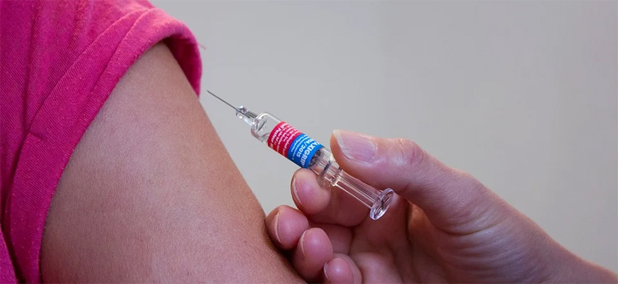 Минтруд об обязательной вакцинации – закон, что дышло