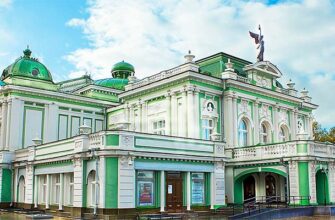 Омский театр драмы привез в Москву семь премьер