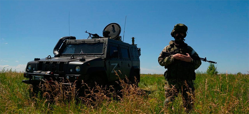 Главная военная интрига лета: Донбасс готовится к осаде Бахмута