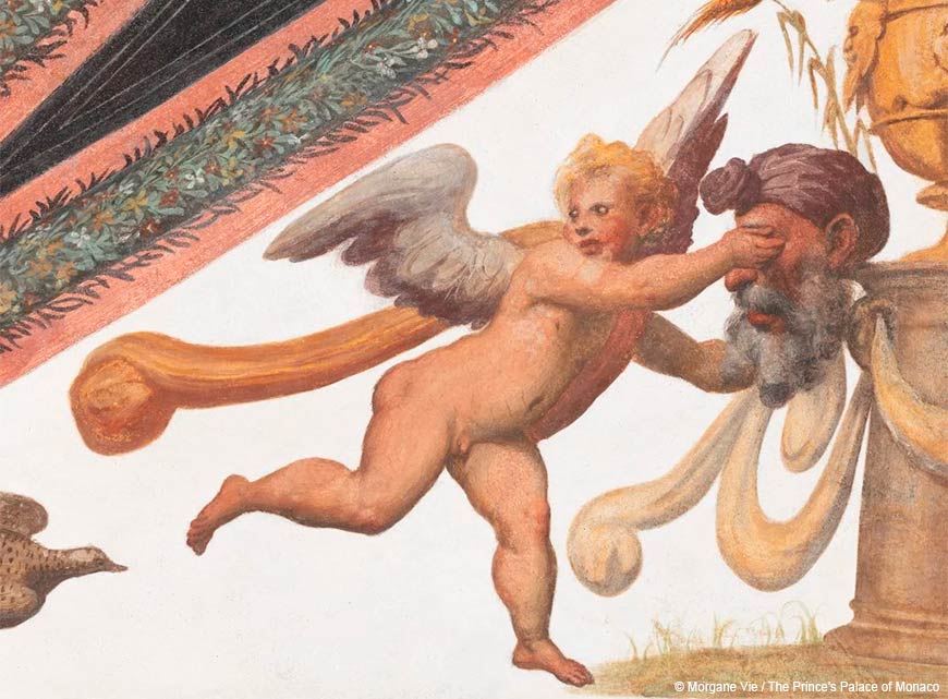 Деталь 500-летней фрески дворца Монако
