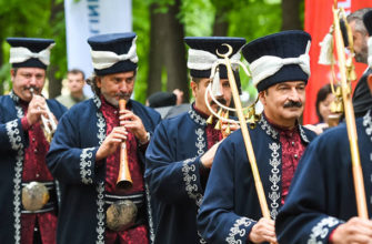 Турецкие мотивы венских классиков: марш, барабан и тарелки