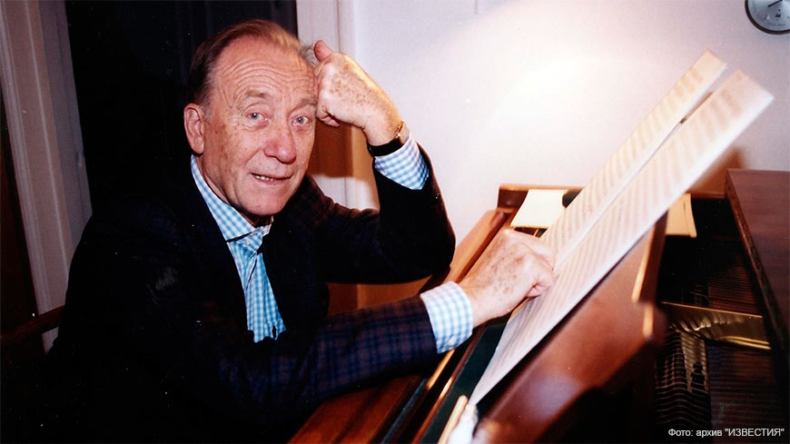 Новатор и классик, ниспровергатель и защитник традиций, один из крупнейших композиторов современности - Родион Щедрин принимает поздравления с 90-летним юбилеем.