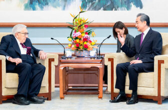 Генри Киссинджер ведет опасные переговоры с Китаем