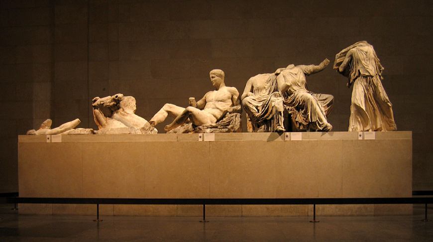 Мраморные фризы Афинского Парфенона также находятся в Британском музее.
