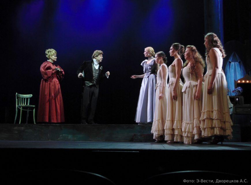 "Дядюшкин сон" в постановке Александра Марина в Театре им. Гоголя