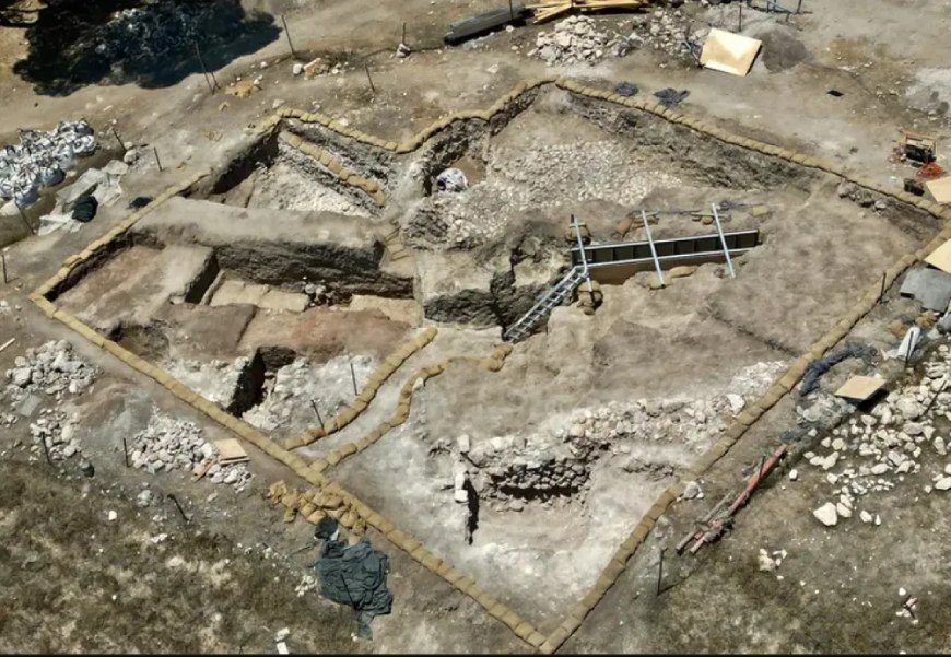 Место раскопок в Тель-Шимроне