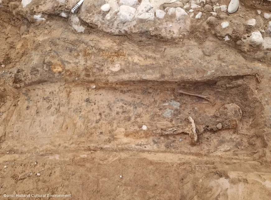 В Швеции нашли могилу неизвестного с полуторным мечом