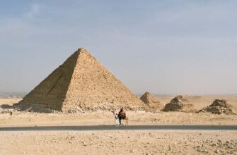 Идея Египта «подновить» пирамиды в Гизе не вызвала энтузиазма учёных