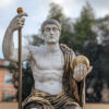 Огромная статуя императора Константина вновь высится в Риме