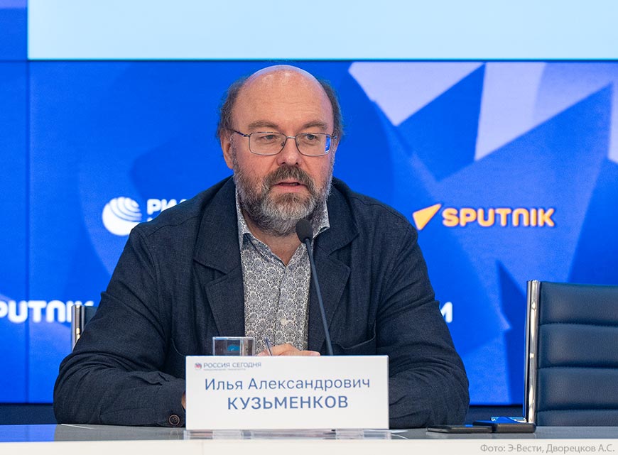 Илья Кузьменков