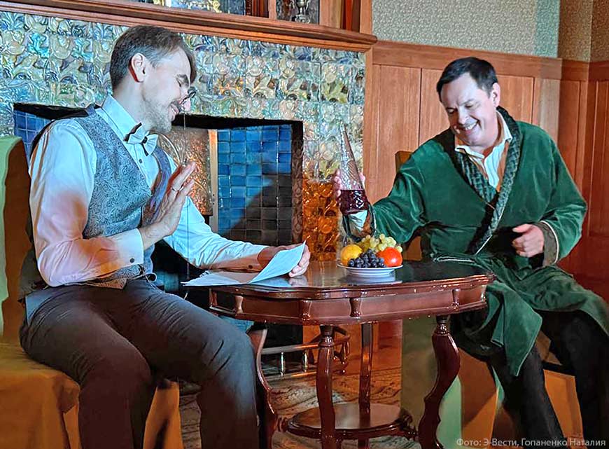 Театр Олимпик начал сезон с улыбки по-чеховски