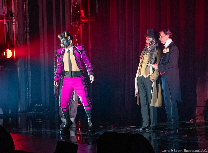 Всепобеждающая "Свадьба Кречинского"