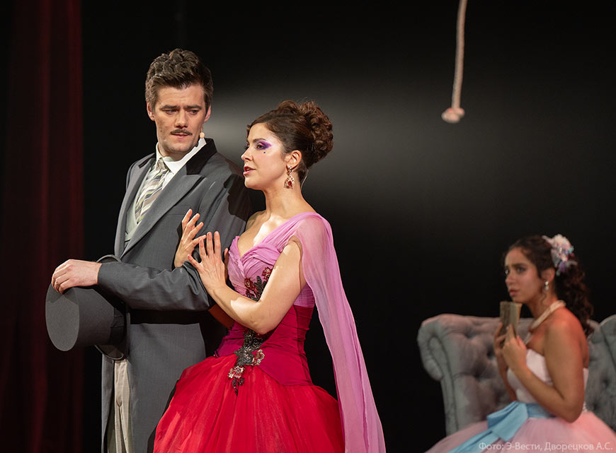 Всепобеждающая "Свадьба Кречинского"