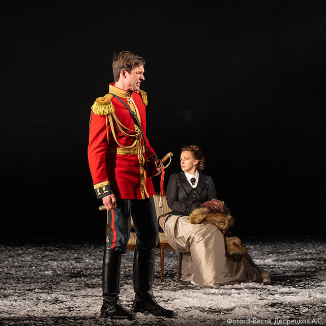 Фоторепортаж спектакля «Анна Каренина» в Малом театре