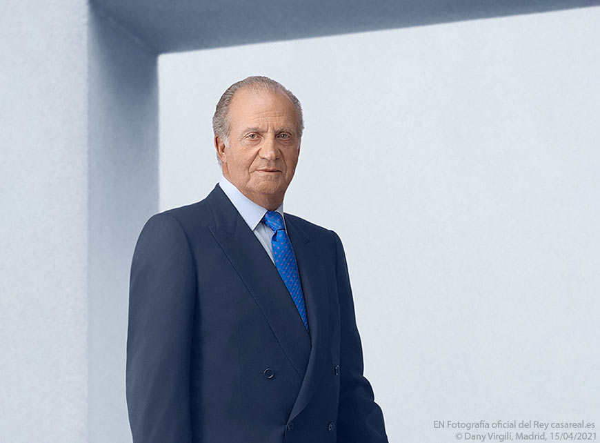 Хуан Карлос I посетил празднование 50-летия монархии в Испании