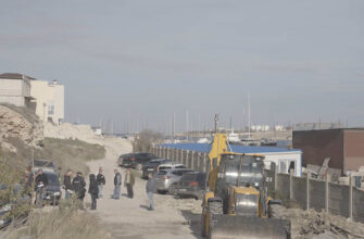 Неизвестные варварски демонтируют оборудование яхт-клуба в Севастополе