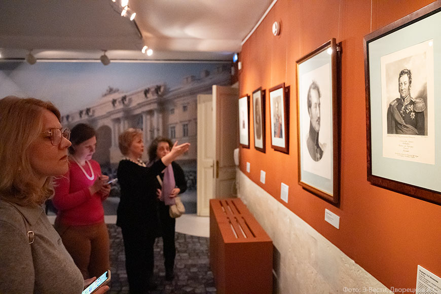 "Они достойны памяти". Открылась выставка к 200-летию Декабрьского восстания