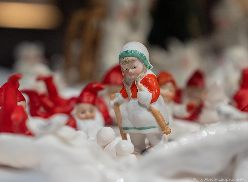 "Августейшие. Куклы" как торжество гуманизма