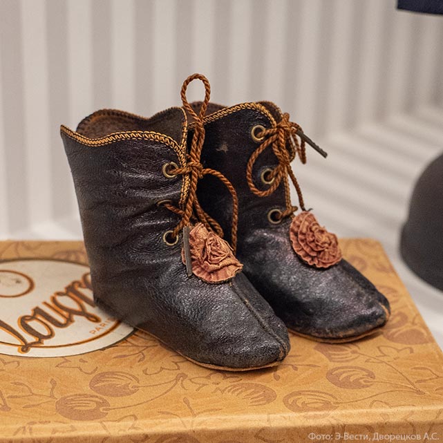 "Августейшие. Куклы" как торжество гуманизма