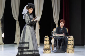 Волки и овцы. Театр Сатиры защитил сильных и деловых