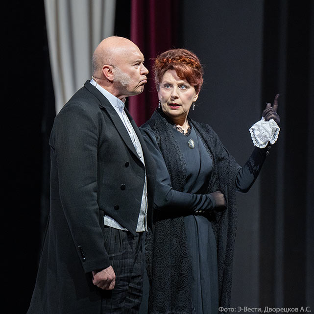 Волки и овцы. Театр Сатиры защитил сильных и деловых