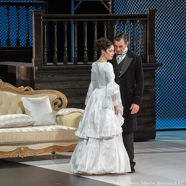 Волки и овцы. Театр Сатиры защитил сильных и деловых