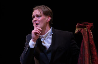 Гамлет по Левитину