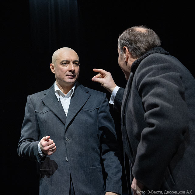 «Спешите делать добро»... Но не чужим детям!