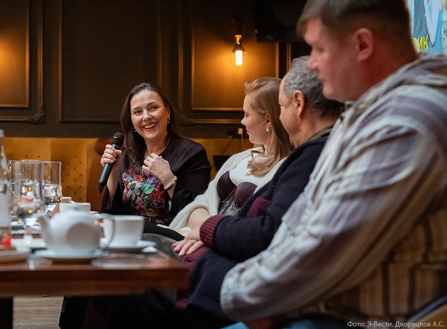 Театр на Трубной откроет полемику о семейных ценностях «Желтым карликом»